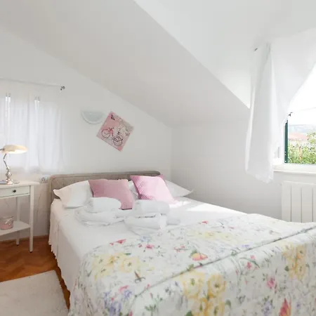 Promaja Holiday home