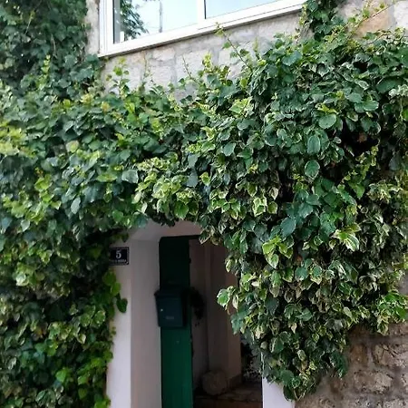 Semesterbostad Promaja Kaštela